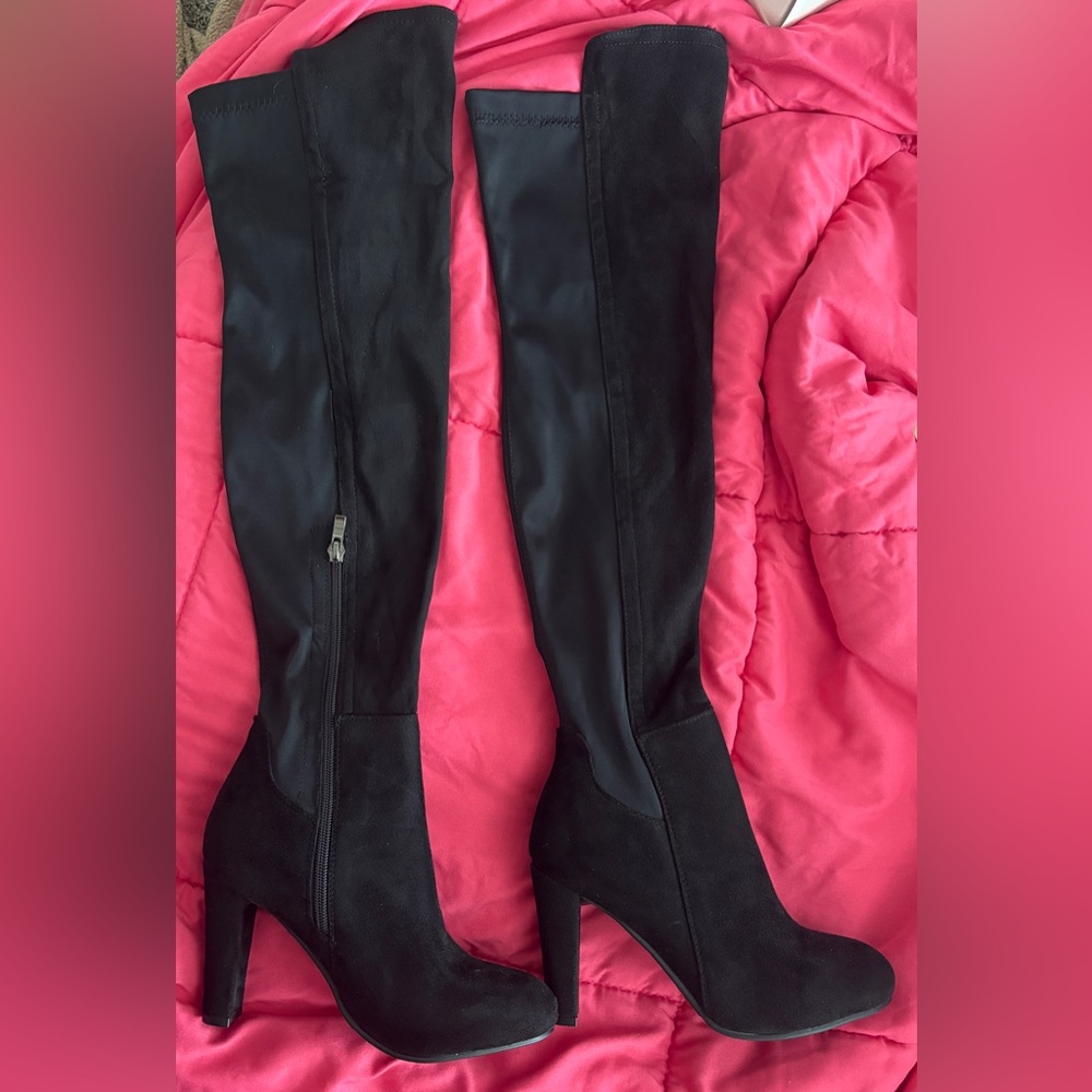 NWT • Shoe'N Tale • Women’s Stretch Over The Knee Heeled Boots • Size 6.5 •Black - Picture 2 of 5